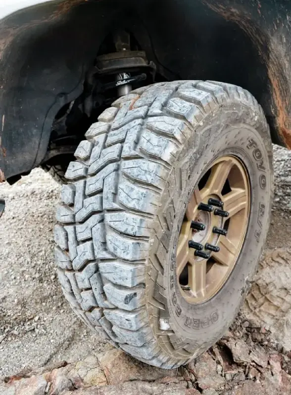 TOYO 33X12.50R18LT F OPEN COUNTRY R/T TRAIL LIGHT TRUCK
