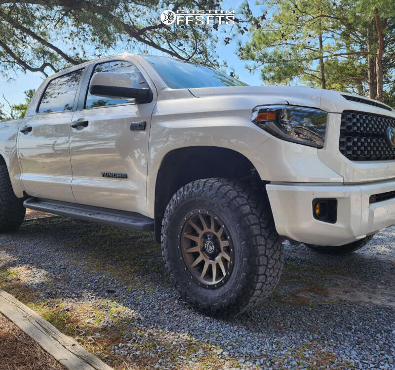 TOYO 35X12.50R18LT F OPEN COUNTRY R/T TRAIL LIGHT TRUCK