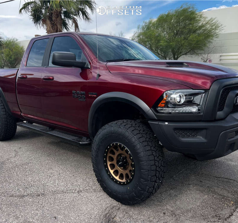 TOYO 37X12.50R17LT E OPEN COUNTRY A/T III LIGHT TRUCK