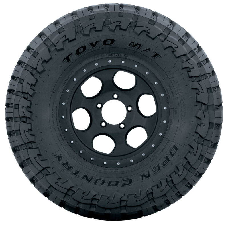 TOYO 37X13.50R22 F OPEN COUNTRY M/T LIGHT TRUCK