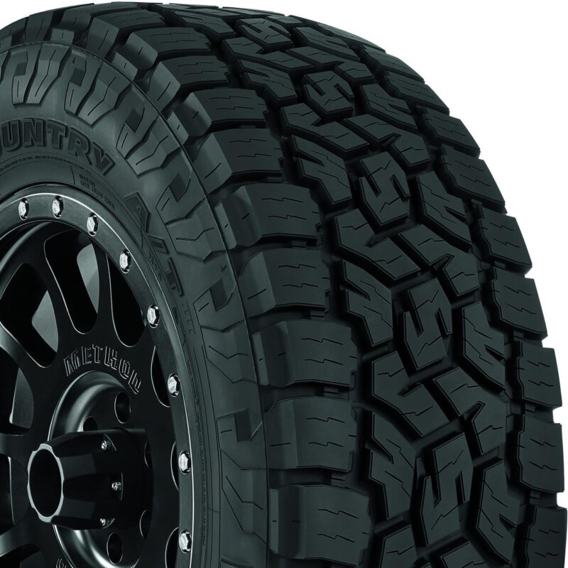 TOYO LT275/70R18 E OPEN COUNTRY A/T III LIGHT TRUCK